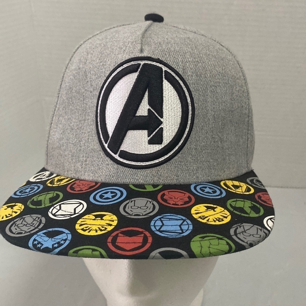 Adventure SnapBack hat good condition EN